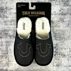 NWT - True Religion Men's Slippers House Shoes - Grey &‎ White - Men's Small 7-8